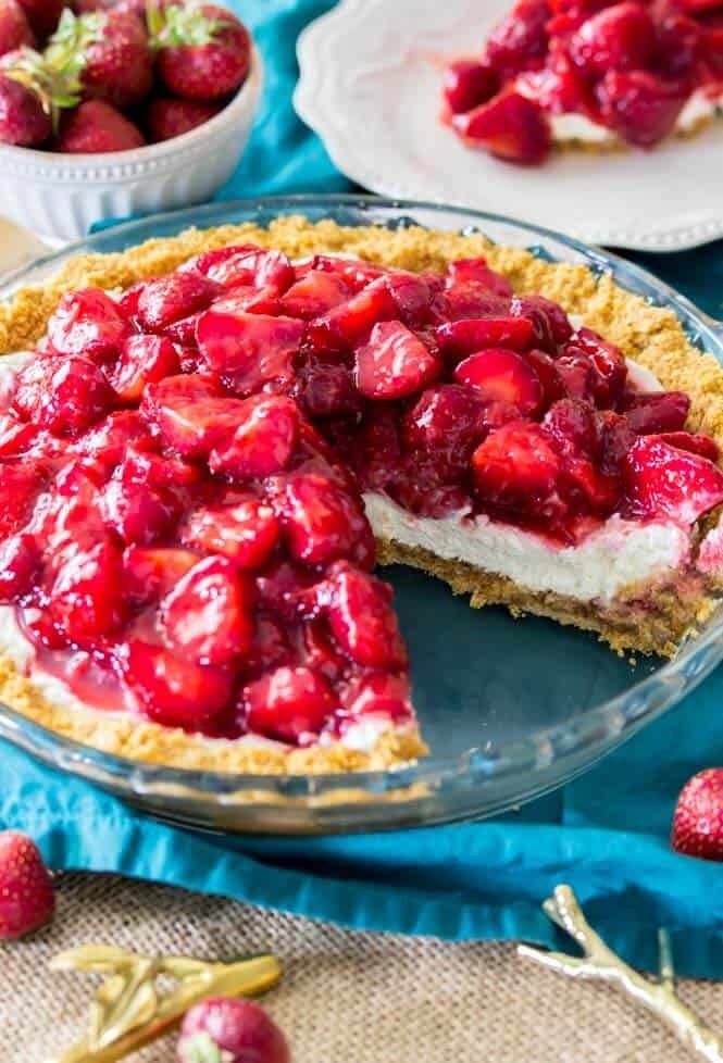 strawberry cream cheese pie 01.jpg